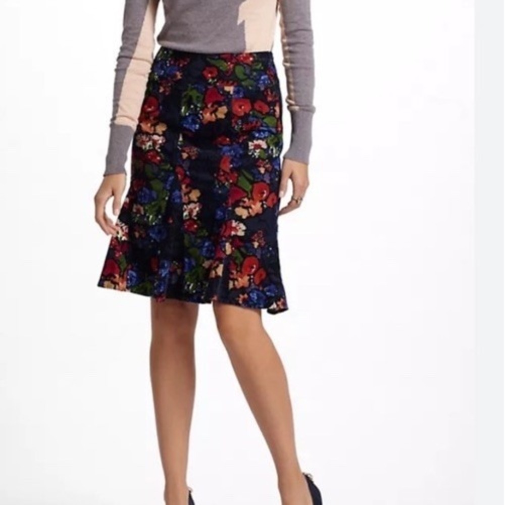 NEW HD in Paris Anthropologie NOSEGAY CORDUROY SKIRT FLORAL SIZE 4